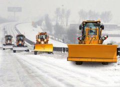 小型扫雪设备的升级版在社区服务中具有特别有