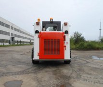 滑移装载机之移树功能,太方便了