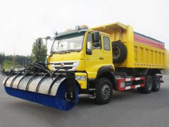 雪刷角度调整到倾斜30°-35°位置后